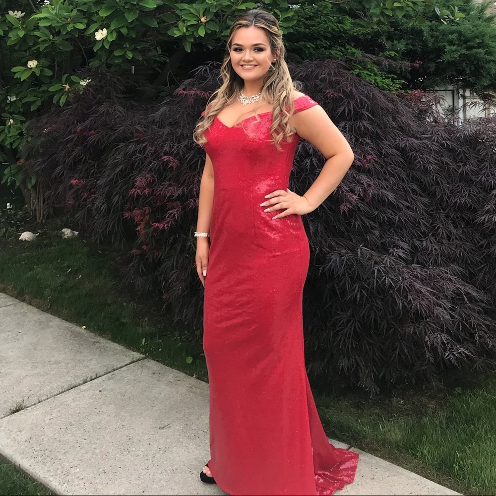Beautiful red prom dress